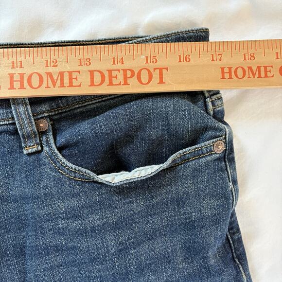 Lucky Brand Men’s Jeans Blue Denim 121 Slim Straight Tag 34x32 Actual 34x29.5 - Picture 14 of 16